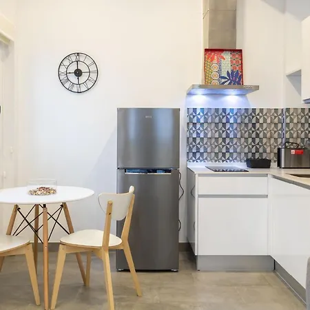 Nine O'Clock Castellar By Valcambre Apartment Seville Exterior photo